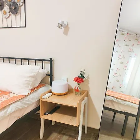 Center - Mercado / 4 Apartment *