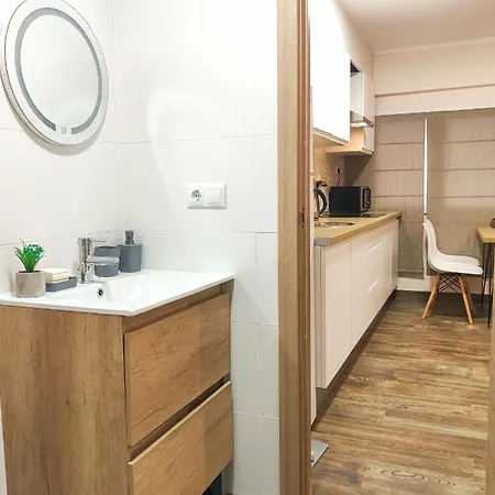 Center - Mercado / 4 Apartment